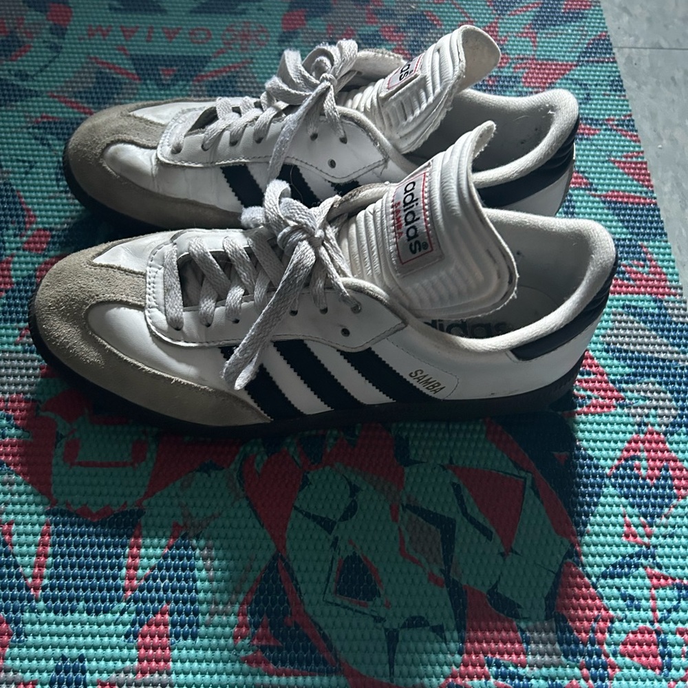 Adidas Sambas